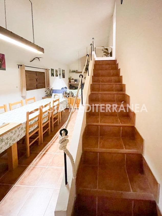 6 sypialnia Finka/Dom wiejski na sprzedaż w Almansa z basenem garażem - 560 000 € (Ref: 8946656)