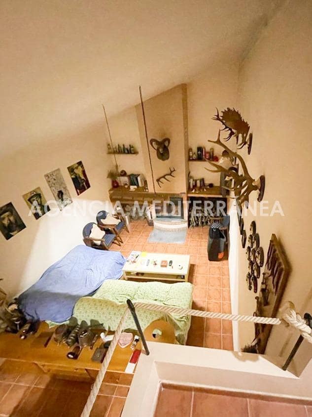 6 sypialnia Finka/Dom wiejski na sprzedaż w Almansa z basenem garażem - 560 000 € (Ref: 8946656)
