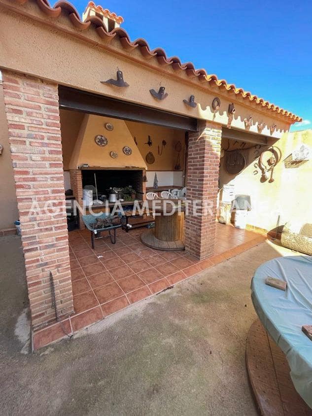 6 soverom Finca/Herregård til salgs i Almansa med svømmebasseng garasje - € 560 000 (Ref: 8946656)