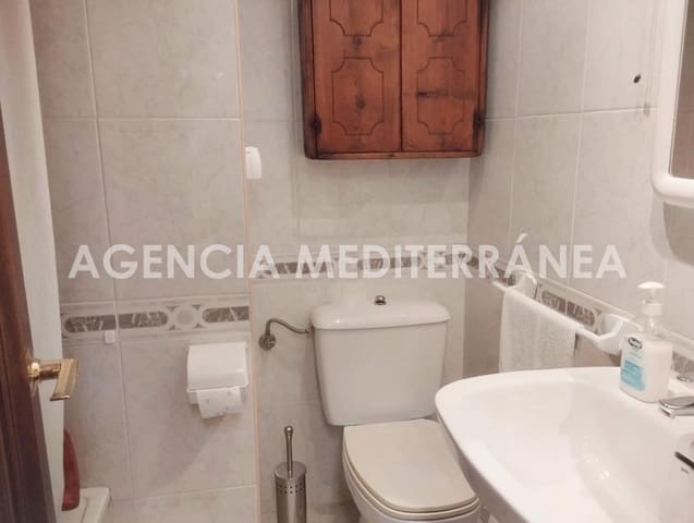 Piso de 6 habitaciones en Navajas en venta - 139.000 € (Ref: 8948990)
