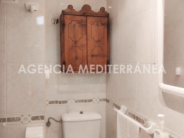Piso de 6 habitaciones en Navajas en venta - 139.000 € (Ref: 8948990)