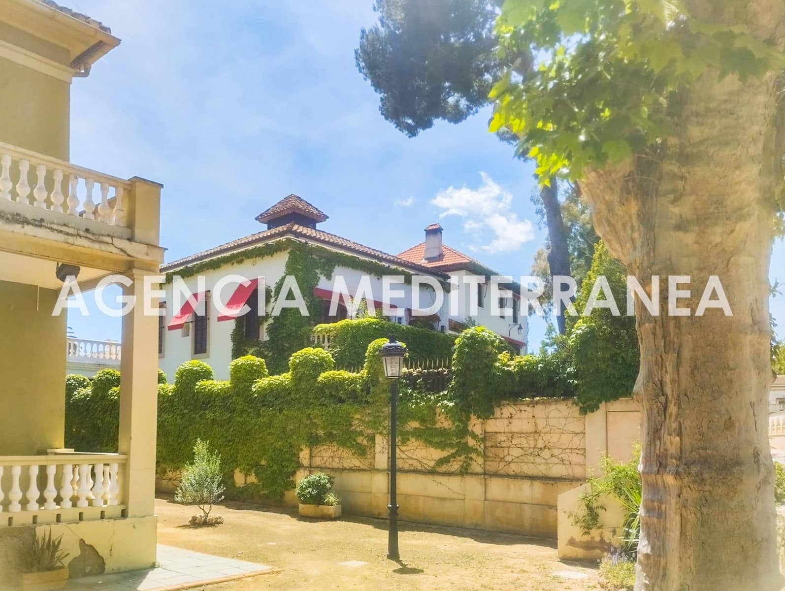 Piso de 6 habitaciones en Navajas en venta - 139.000 € (Ref: 8948990)