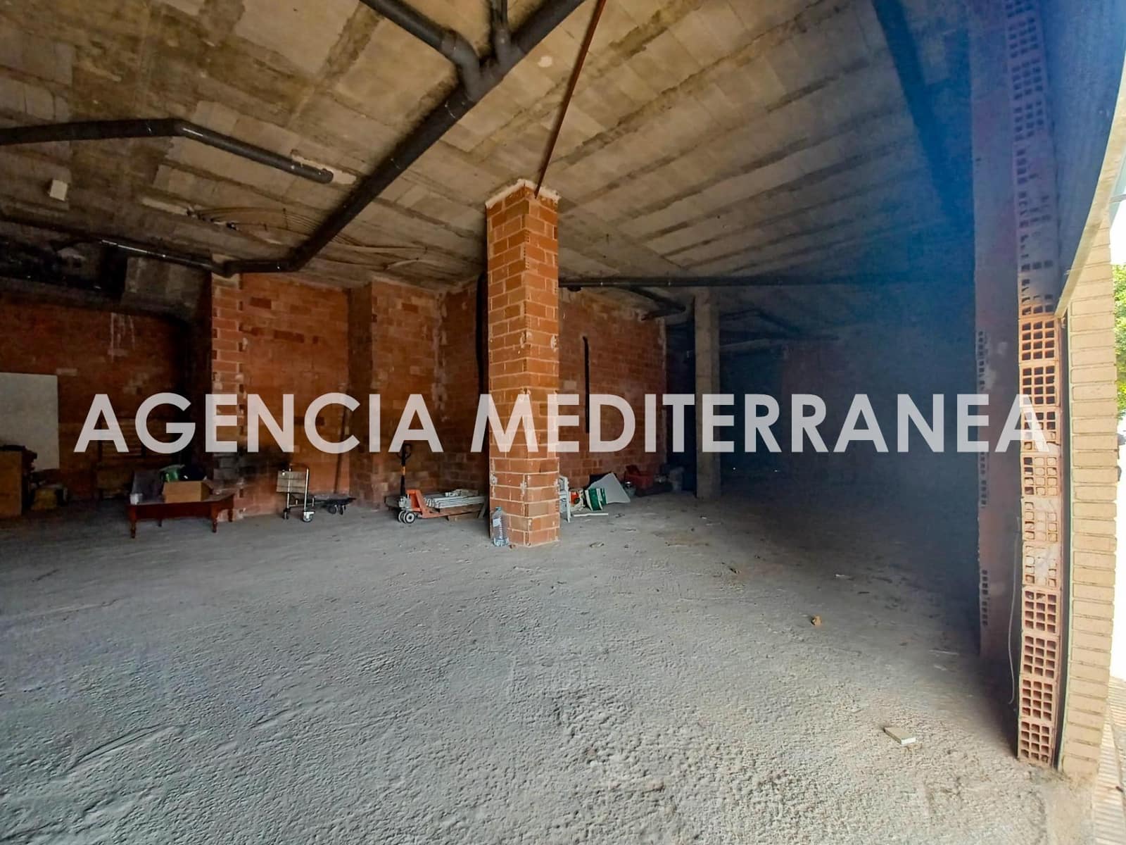 3 soveværelse Erhverv til leje i Alcasser - € 1.500 (Ref: 8950503)