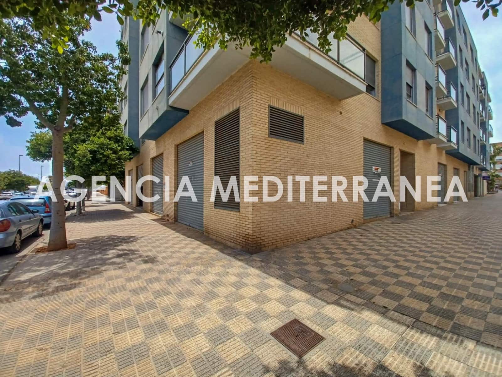 3 soveværelse Erhverv til leje i Alcasser - € 1.500 (Ref: 8950503)