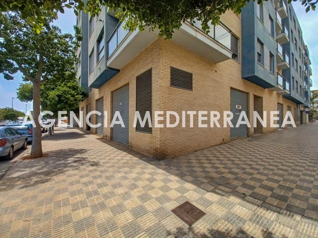 3 slaapkamer Commercieel te huur in Alcàsser - € 1.500 (Ref: 8950503)