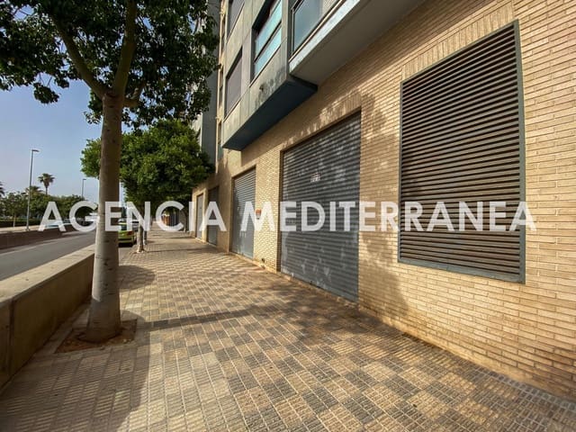 3 slaapkamer Commercieel te huur in Alcàsser - € 1.500 (Ref: 8950503)