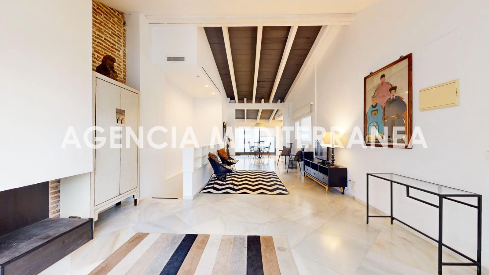 Penthouse de 3 chambres à louer à Valence ville - 3 400 € (Ref: 9001095)