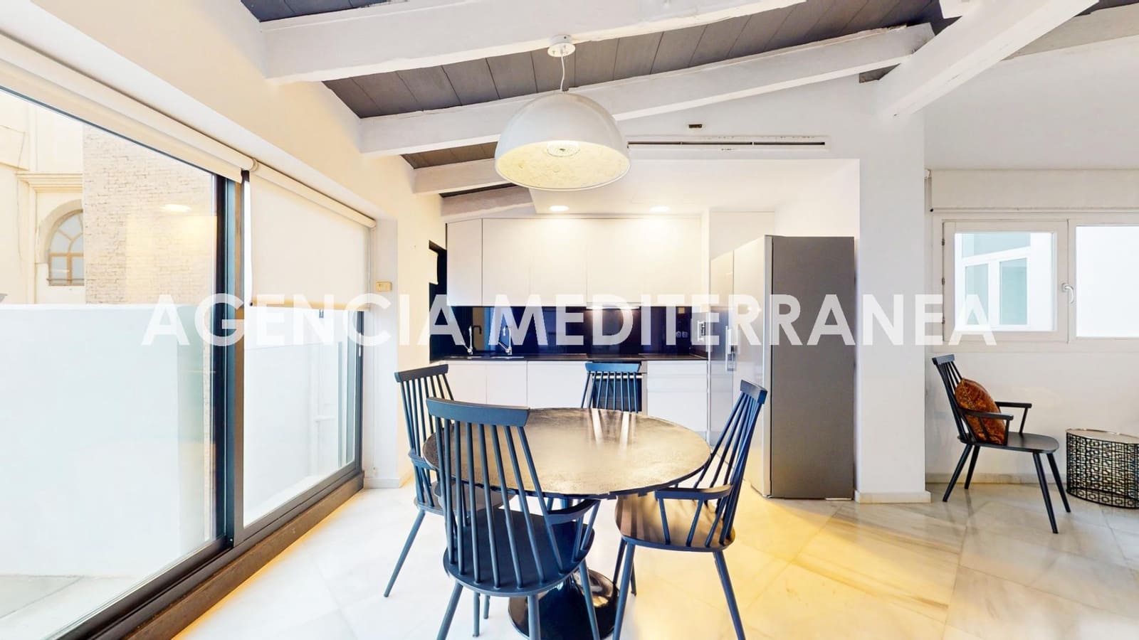 Penthouse de 3 chambres à louer à Valence ville - 3 400 € (Ref: 9001095)