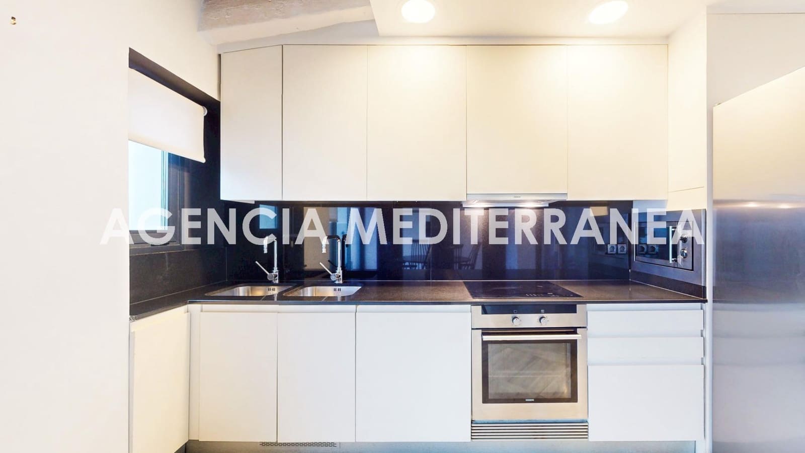 Penthouse de 3 chambres à louer à Valence ville - 3 400 € (Ref: 9001095)