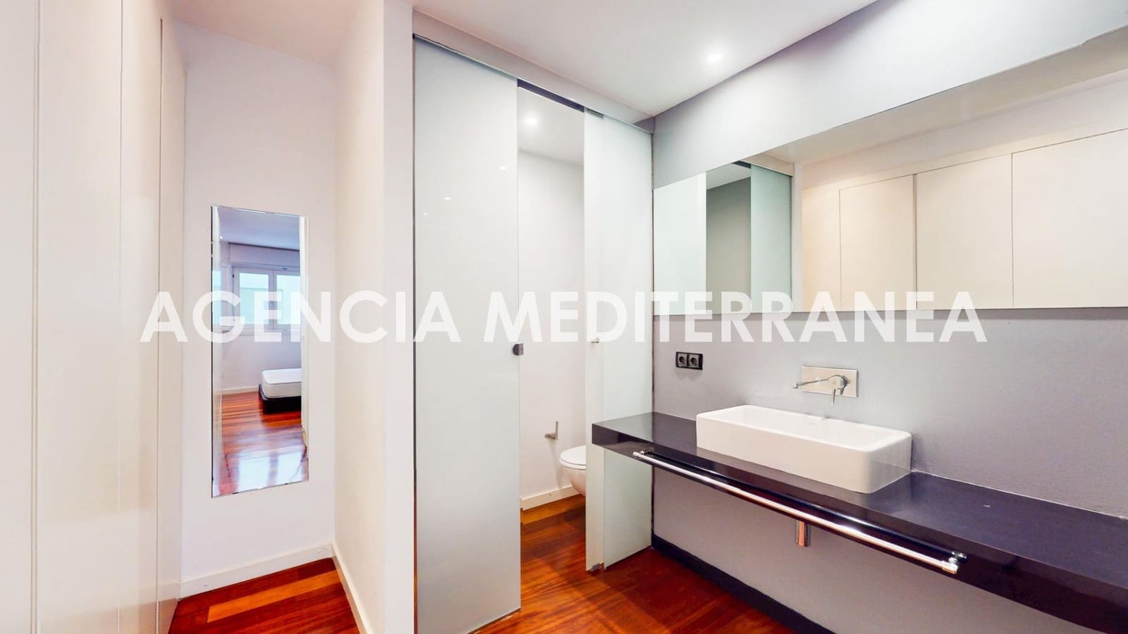 Penthouse de 3 chambres à louer à Valence ville - 3 400 € (Ref: 9001095)