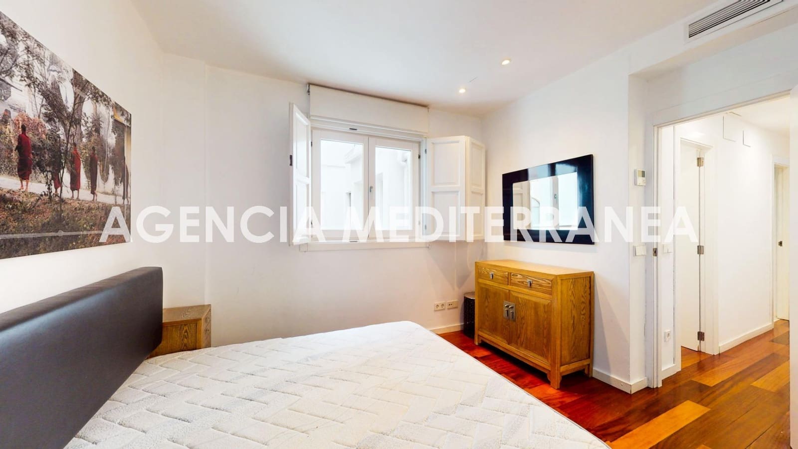 Penthouse de 3 chambres à louer à Valence ville - 3 400 € (Ref: 9001095)