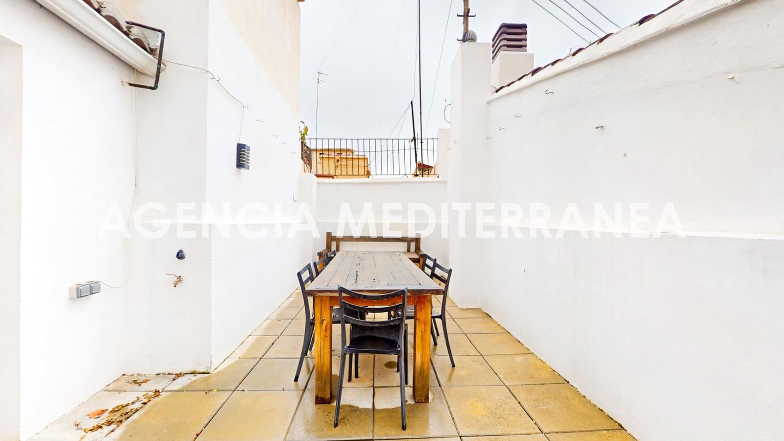 Penthouse de 3 chambres à louer à Valence ville - 3 400 € (Ref: 9001095)