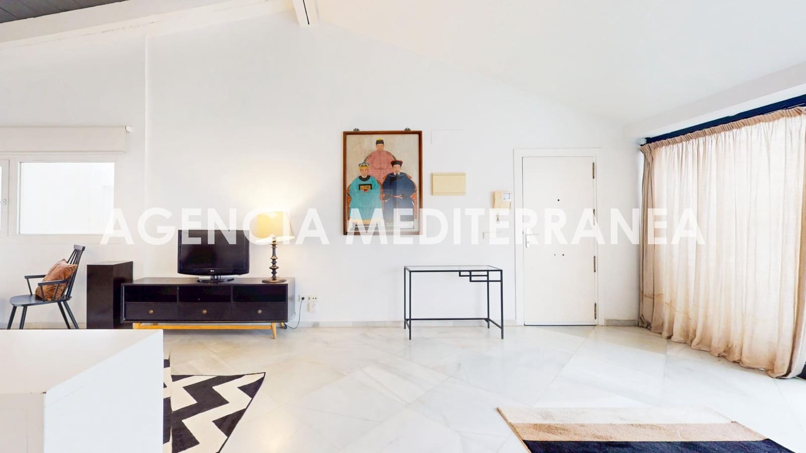 Penthouse de 3 chambres à louer à Valence ville - 3 400 € (Ref: 9001095)