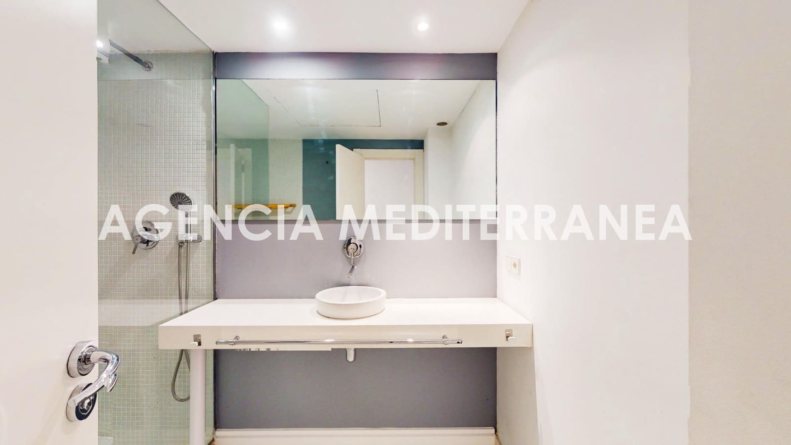 Penthouse de 3 chambres à louer à Valence ville - 3 400 € (Ref: 9001095)