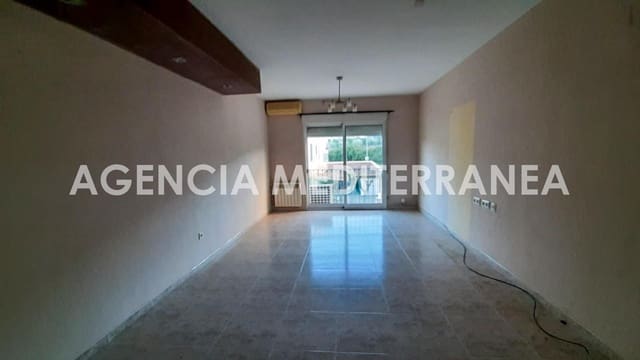 Piso de 3 habitaciones en Enguera en venta con garaje - 98.000 € (Ref: 9001101)