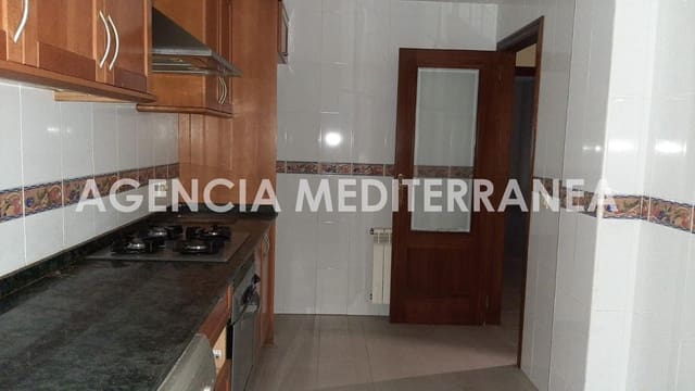 Piso de 3 habitaciones en Enguera en venta con garaje - 98.000 € (Ref: 9001101)