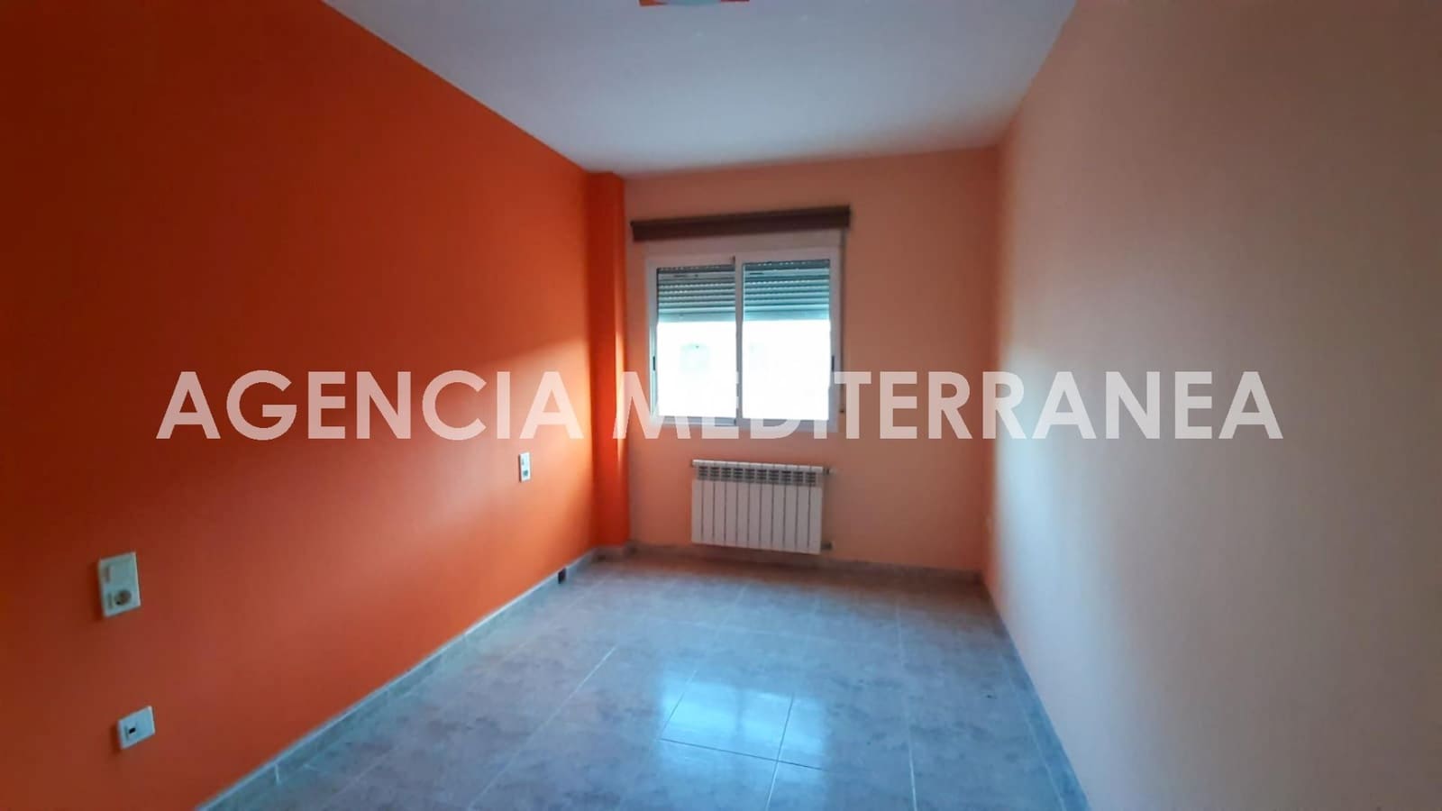 3 sypialnia Mieszkanie na sprzedaż w Enguera z garażem - 98 000 € (Ref: 9001101)