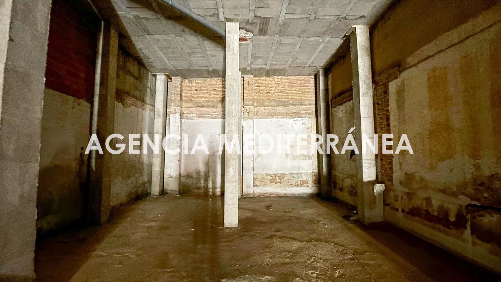 Kommersiell til salgs i Quart de Poblet - € 79 900 (Ref: 9003114)