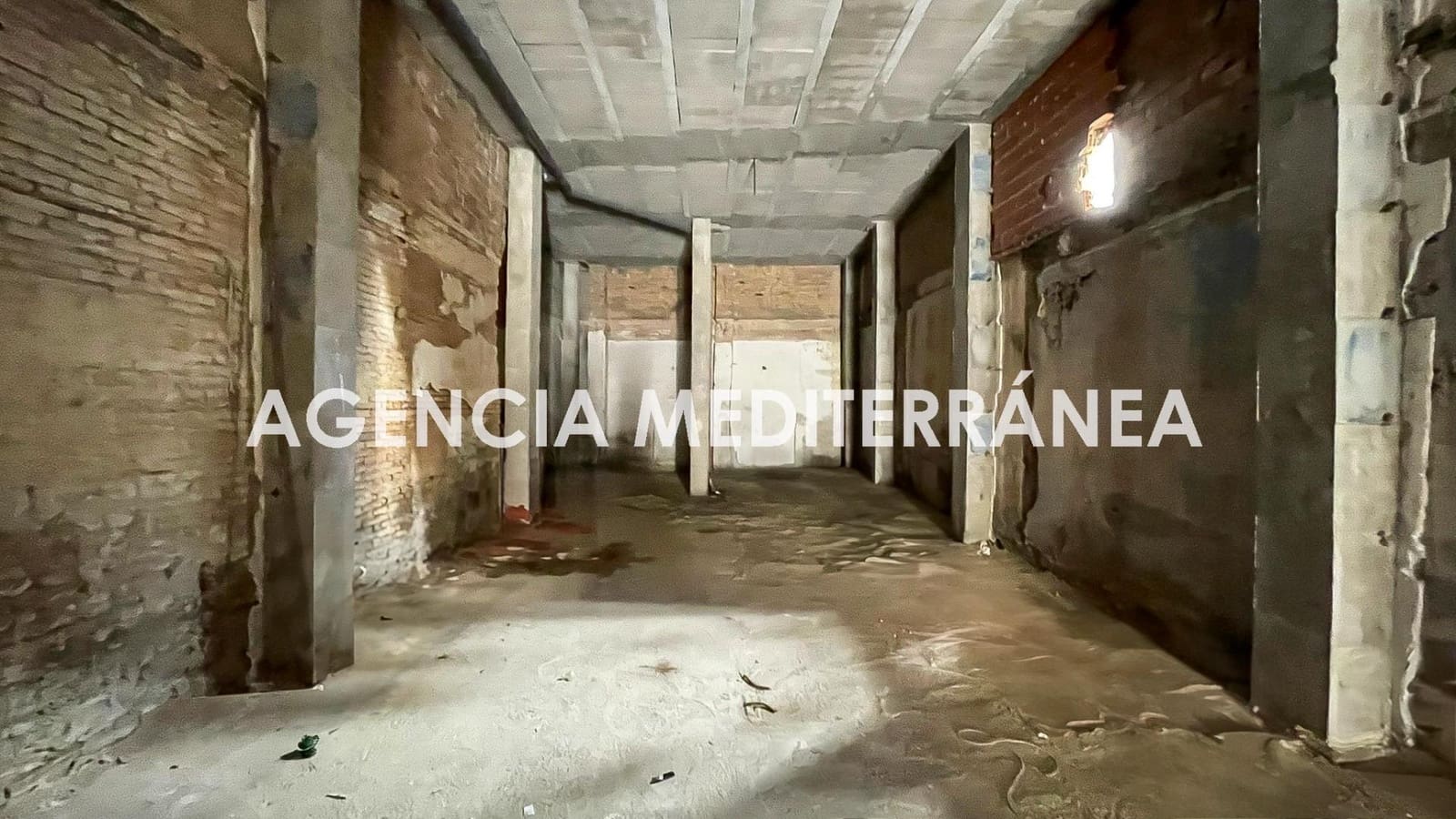 Commercial for sale in Quart de Poblet - € 79,900 (Ref: 9003114)