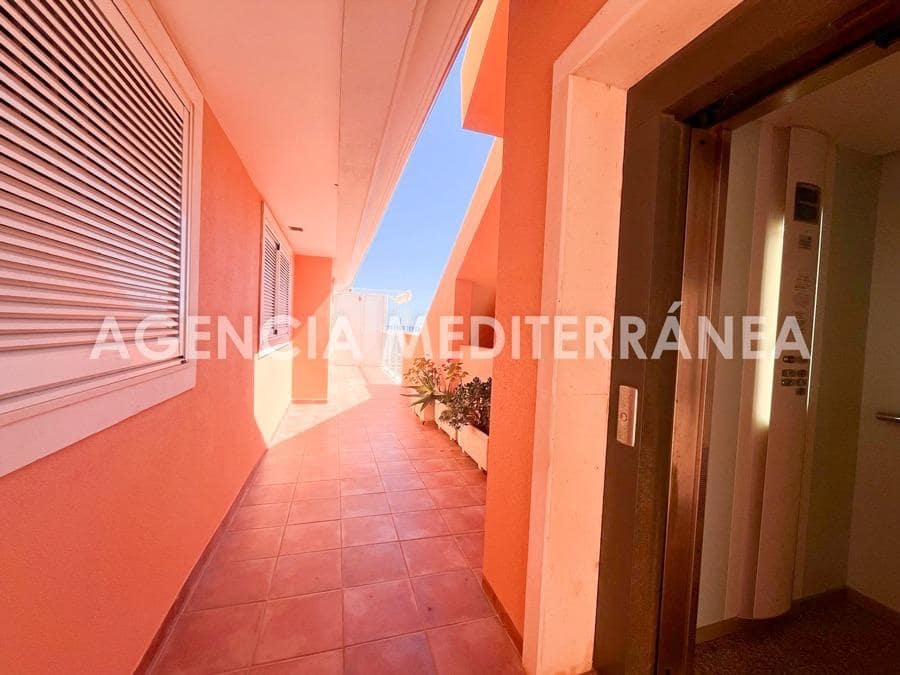 3 soveværelse Penthouse til salg i Denia med swimmingpool garage - € 420.000 (Ref: 9008096)