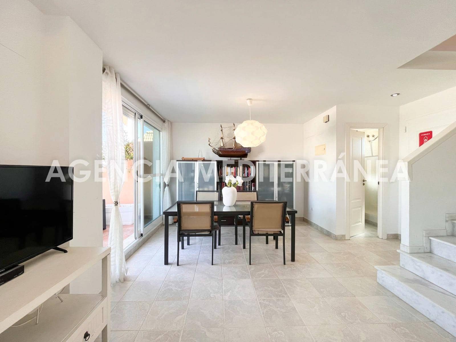 3 soveværelse Penthouse til salg i Denia med swimmingpool garage - € 420.000 (Ref: 9008096)