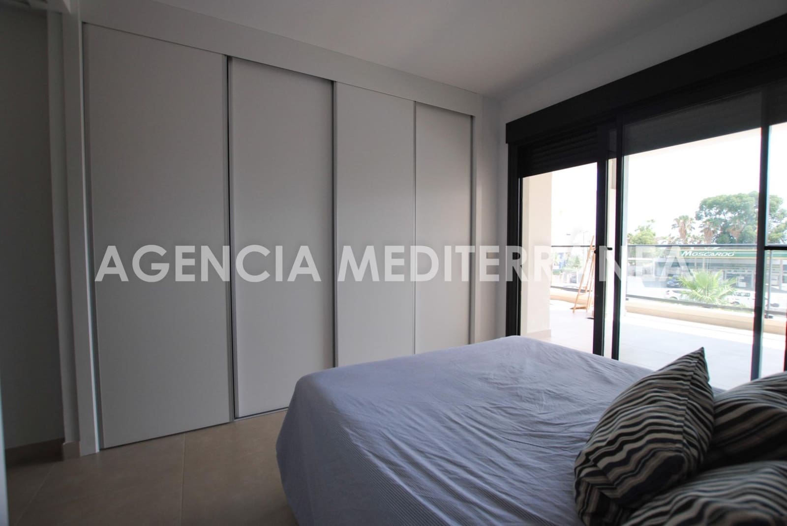 2 sovrum Lägenhet till salu i Denia med pool garage - 420 000 € (Ref: 9085372)