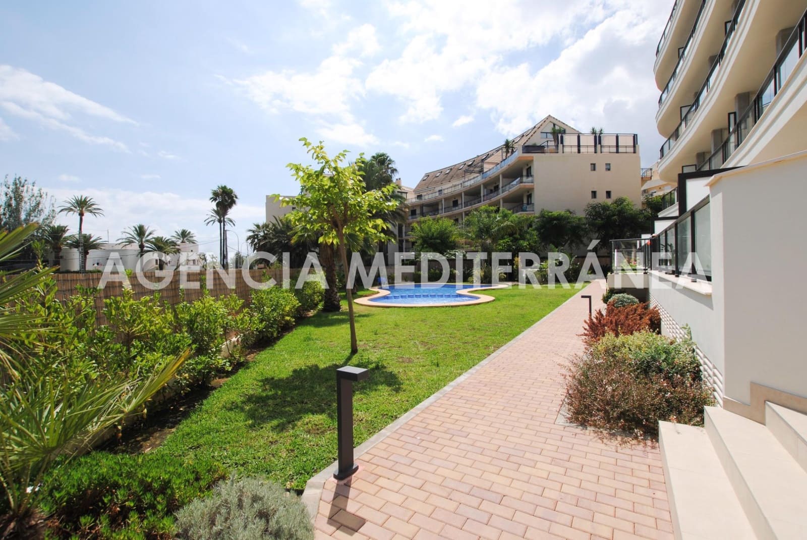 2 sovrum Lägenhet till salu i Denia med pool garage - 420 000 € (Ref: 9085372)