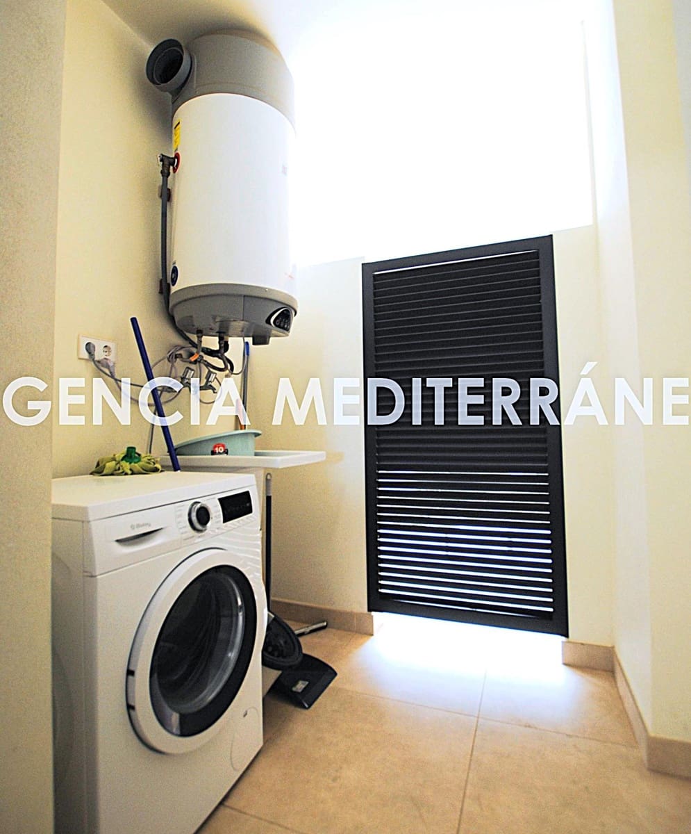 2 bedroom Apartment for sale in Denia with pool garage - € 420,000 (Ref: 9085372)