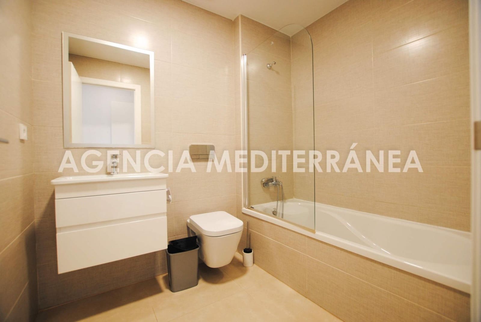 2 bedroom Apartment for sale in Denia with pool garage - € 420,000 (Ref: 9085372)
