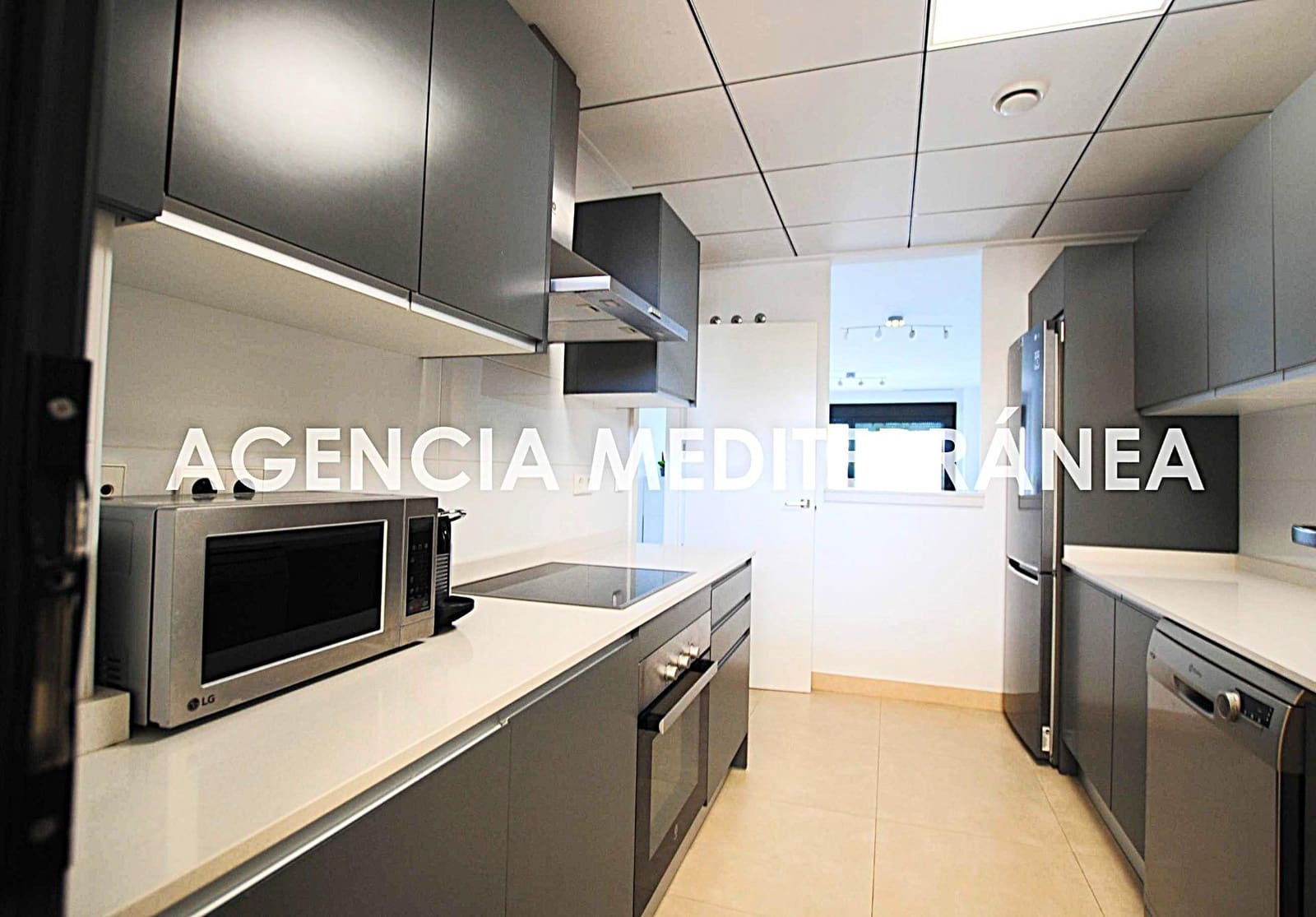 2 bedroom Apartment for sale in Denia with pool garage - € 420,000 (Ref: 9085372)