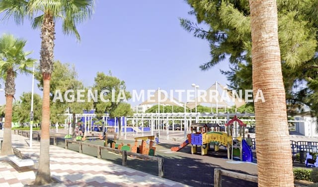 4 soveværelse Rækkehus til salg i Canet d'En Berenguer med swimmingpool garage - € 385.000 (Ref: 9106596)