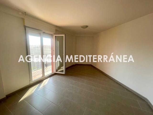 3 soveværelse Lejlighed til leje i Arrancapins, Valencia by - Kč 29.462 (Ref: 9108796)