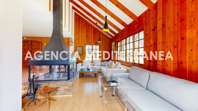 4 soveværelse Villa til salg i Serra med swimmingpool - € 798.000 (Ref: 9112428)