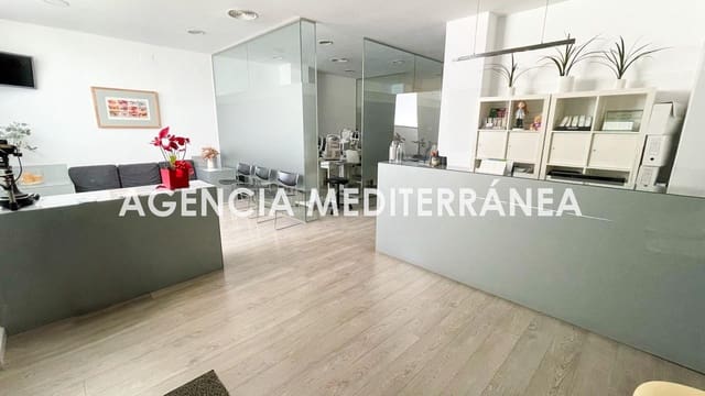 13 soveværelse Erhverv til salg i La Gran Via, Valencia by - € 620.000 (Ref: 9142957)