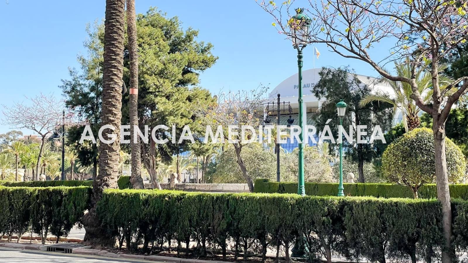 13 Zimmer Gewerbe zu verkaufen in Valencia Stadt - 580.000 € (Ref: 9142957)