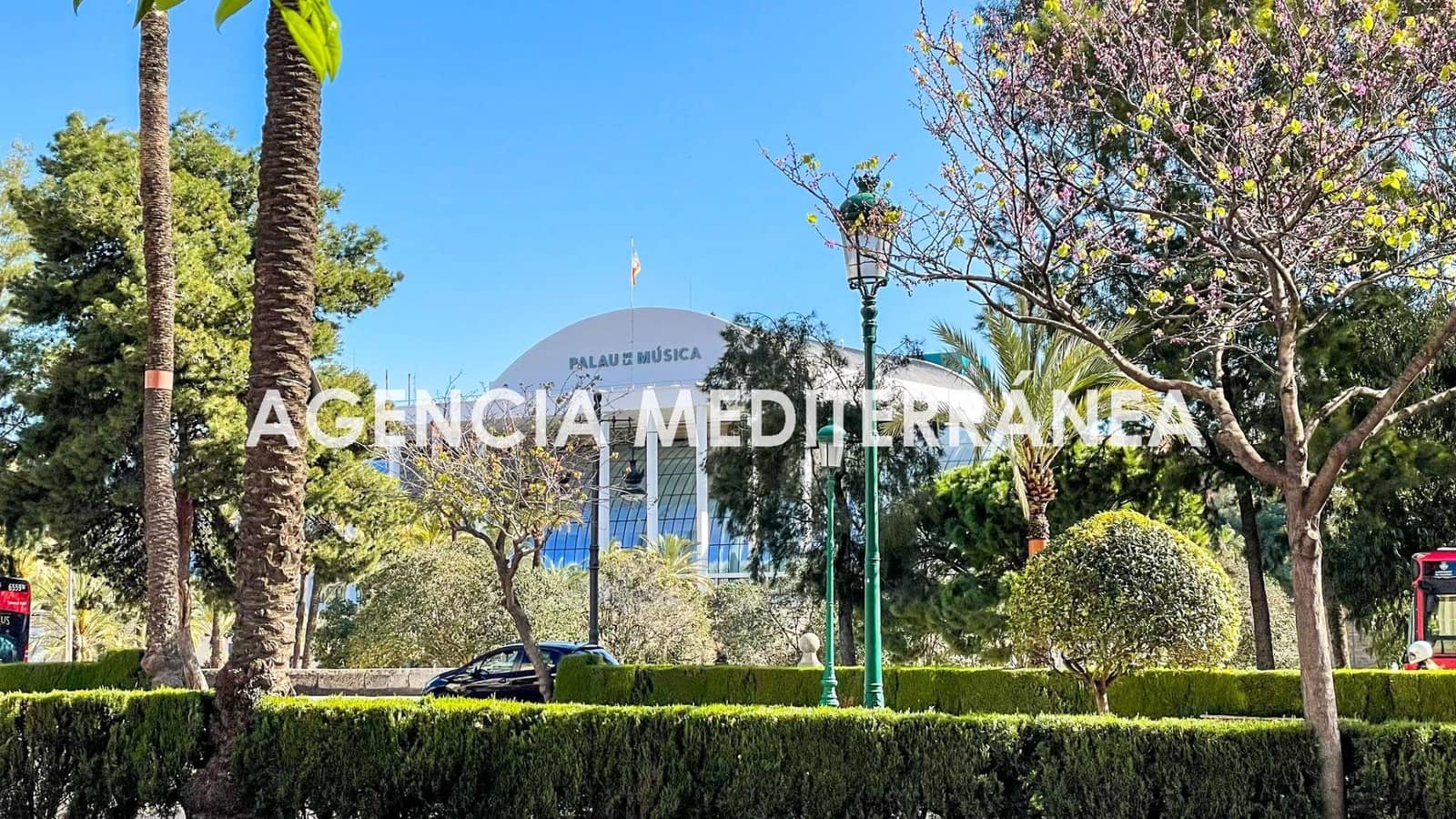 13 Zimmer Gewerbe zu verkaufen in Valencia Stadt - 580.000 € (Ref: 9142957)