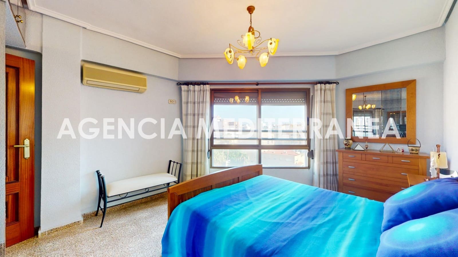 3 soveværelse Lejlighed til salg i Valencia by - € 310.000 (Ref: 9149339)