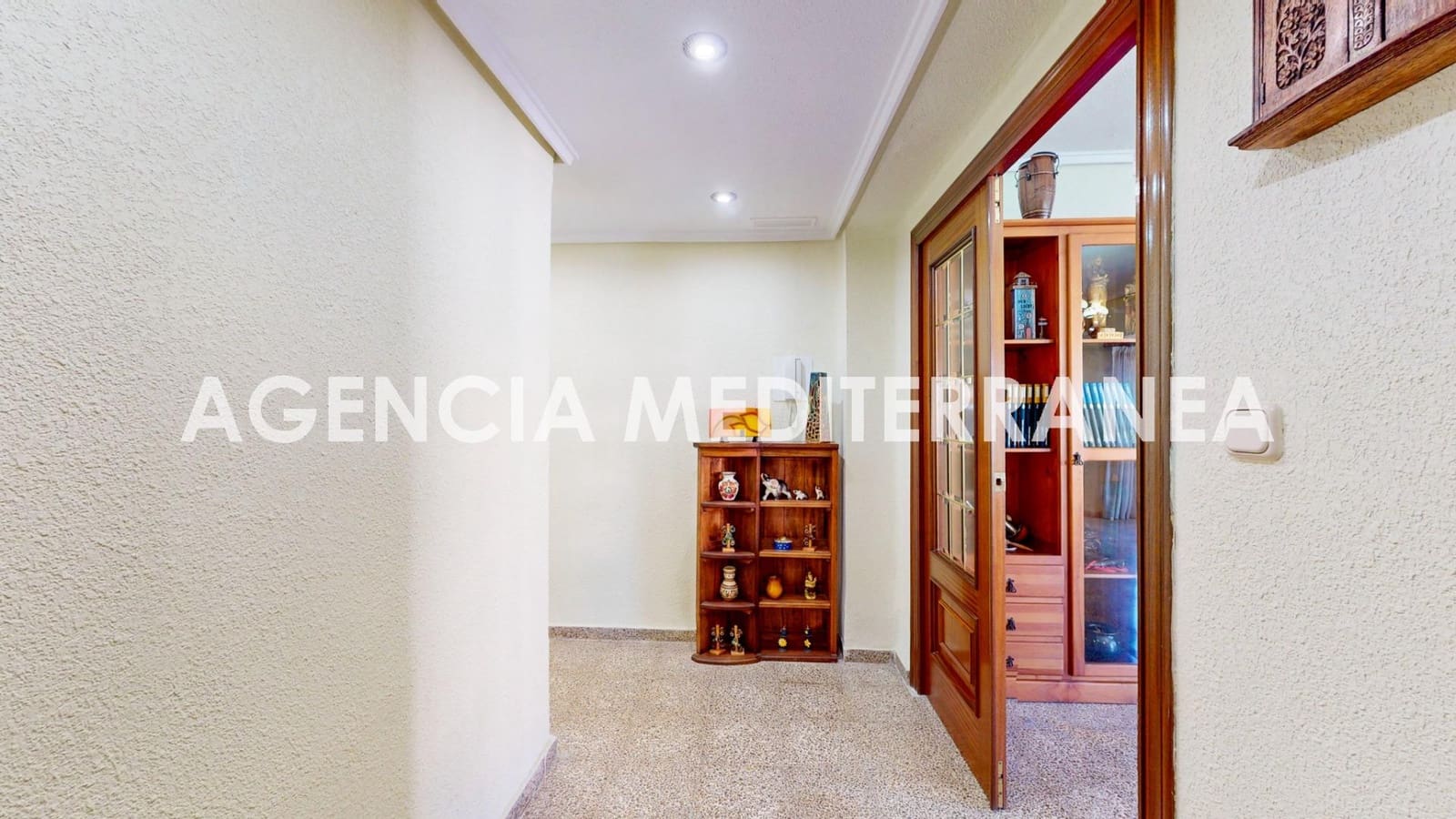 3 soveværelse Lejlighed til salg i Valencia by - € 310.000 (Ref: 9149339)