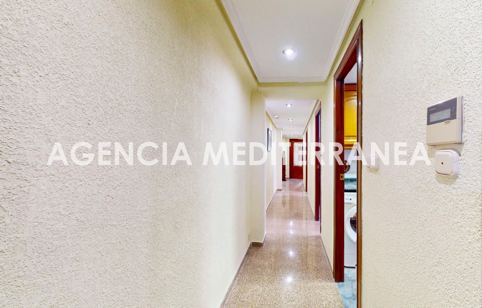 3 soveværelse Lejlighed til salg i Valencia by - € 310.000 (Ref: 9149339)