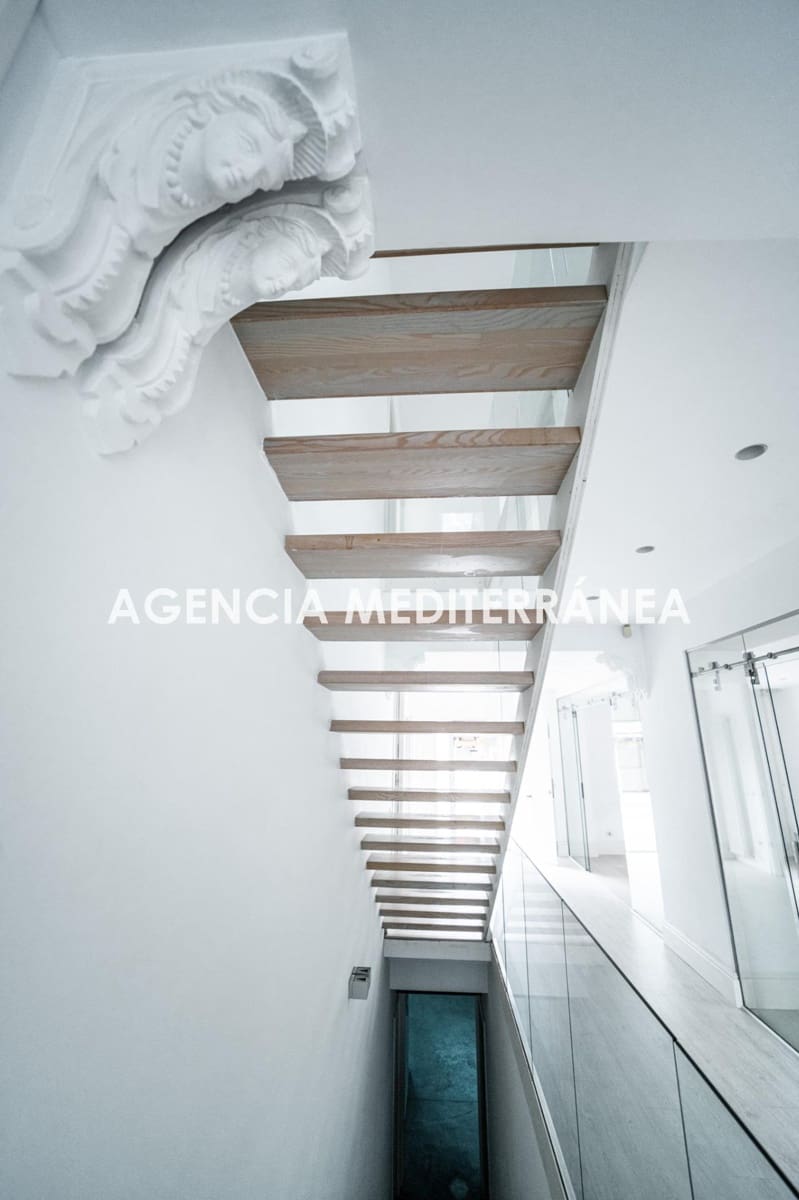 5 soveværelse Villa til salg i Rocafort med swimmingpool garage - € 1.265.000 (Ref: 9154031)