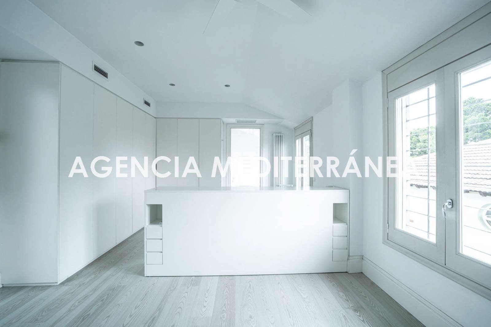 5 soveværelse Villa til salg i Rocafort med swimmingpool garage - € 1.265.000 (Ref: 9154031)