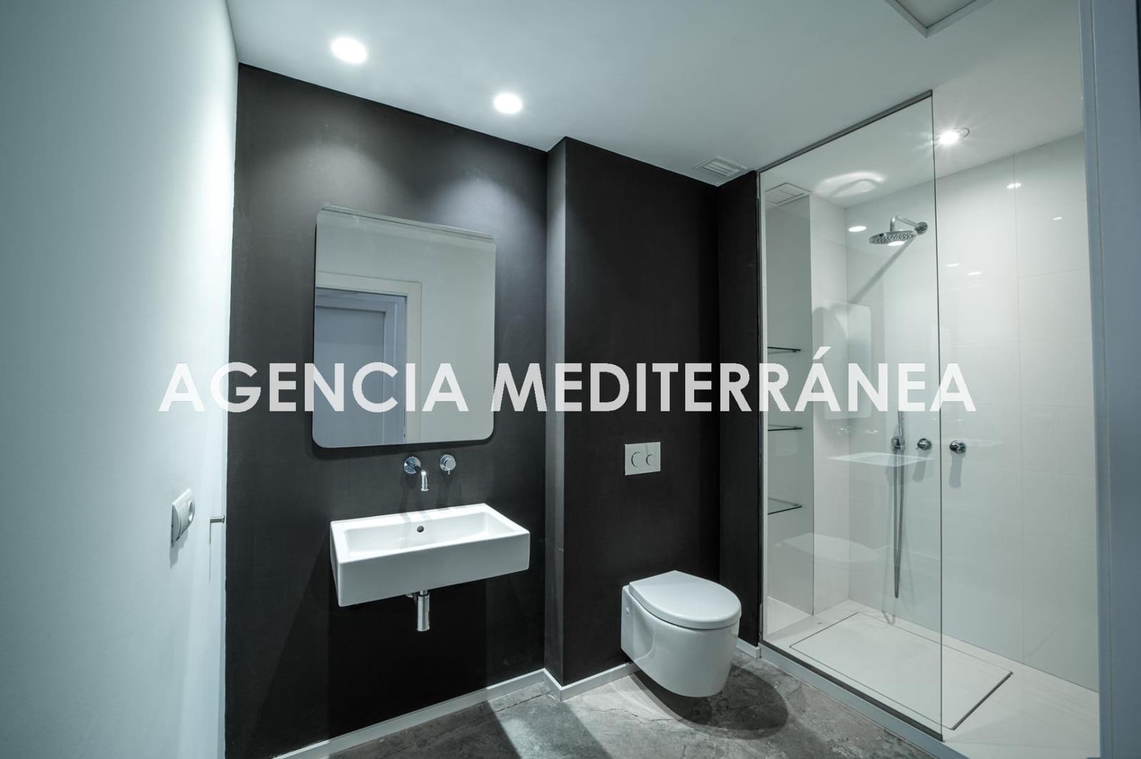 Chalet de 5 habitaciones en Rocafort en venta con piscina garaje - 1.265.000 € (Ref: 9154031)