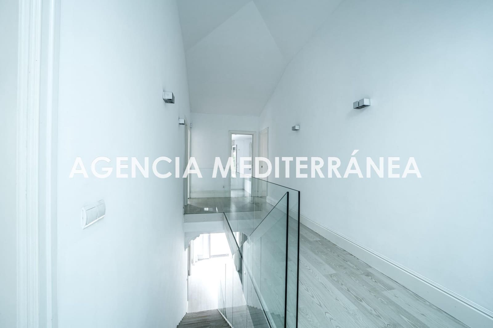 Chalet de 5 habitaciones en Rocafort en venta con piscina garaje - 1.265.000 € (Ref: 9154031)