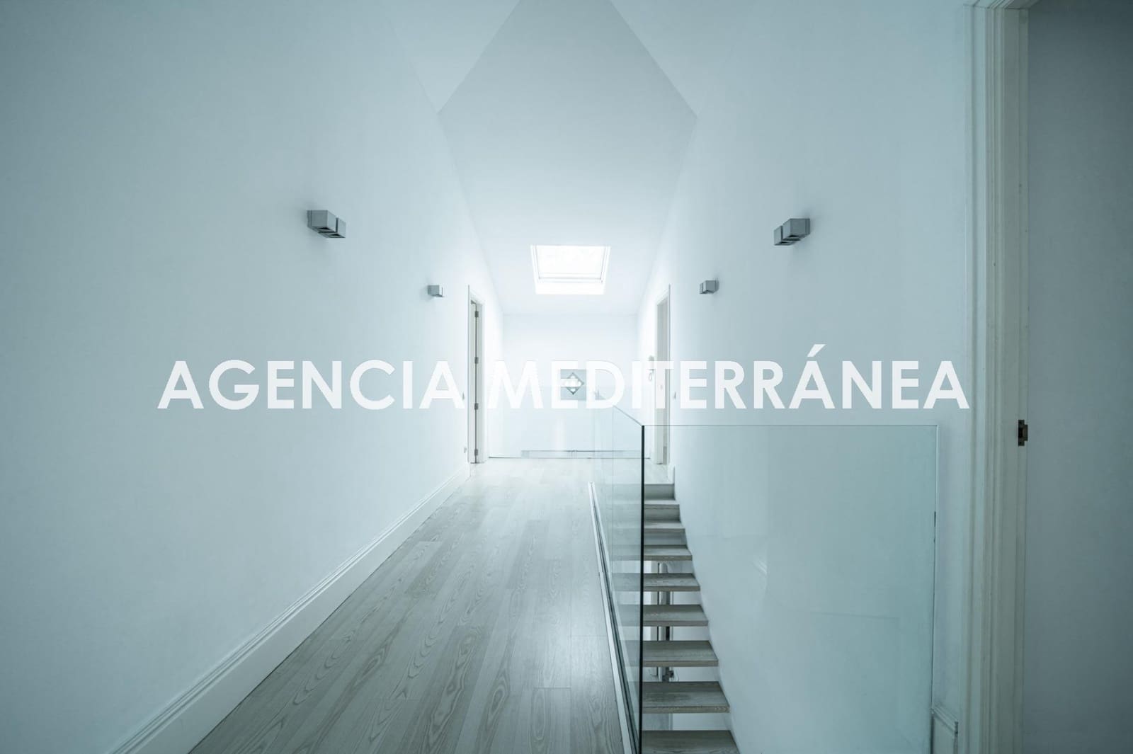 Chalet de 5 habitaciones en Rocafort en venta con piscina garaje - 1.265.000 € (Ref: 9154031)