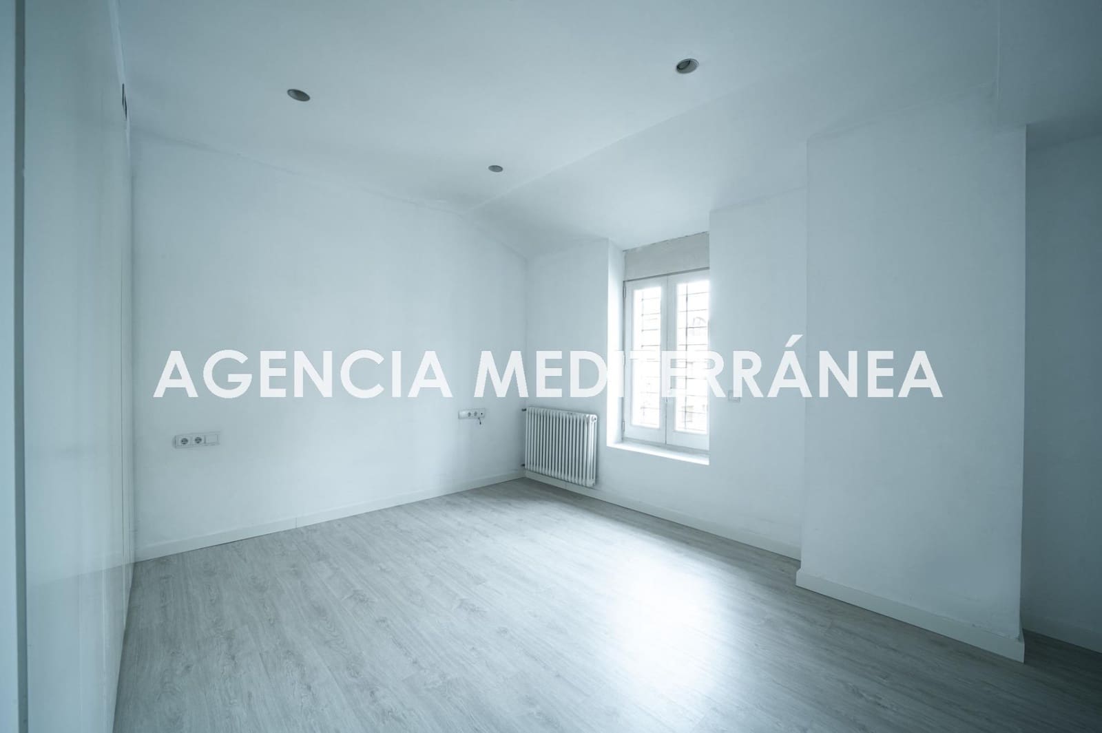 5 quarto Moradia para venda em Rocafort com piscina garagem - 1 265 000 € (Ref: 9154031)