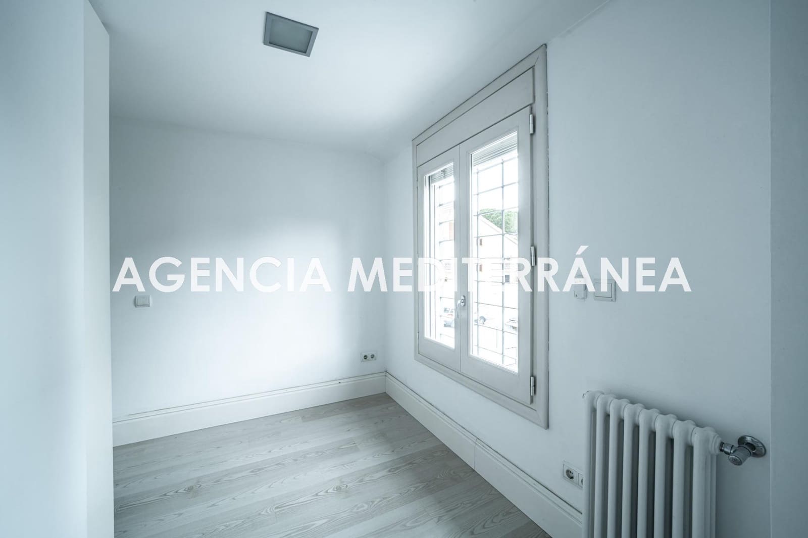 5 quarto Moradia para venda em Rocafort com piscina garagem - 1 265 000 € (Ref: 9154031)