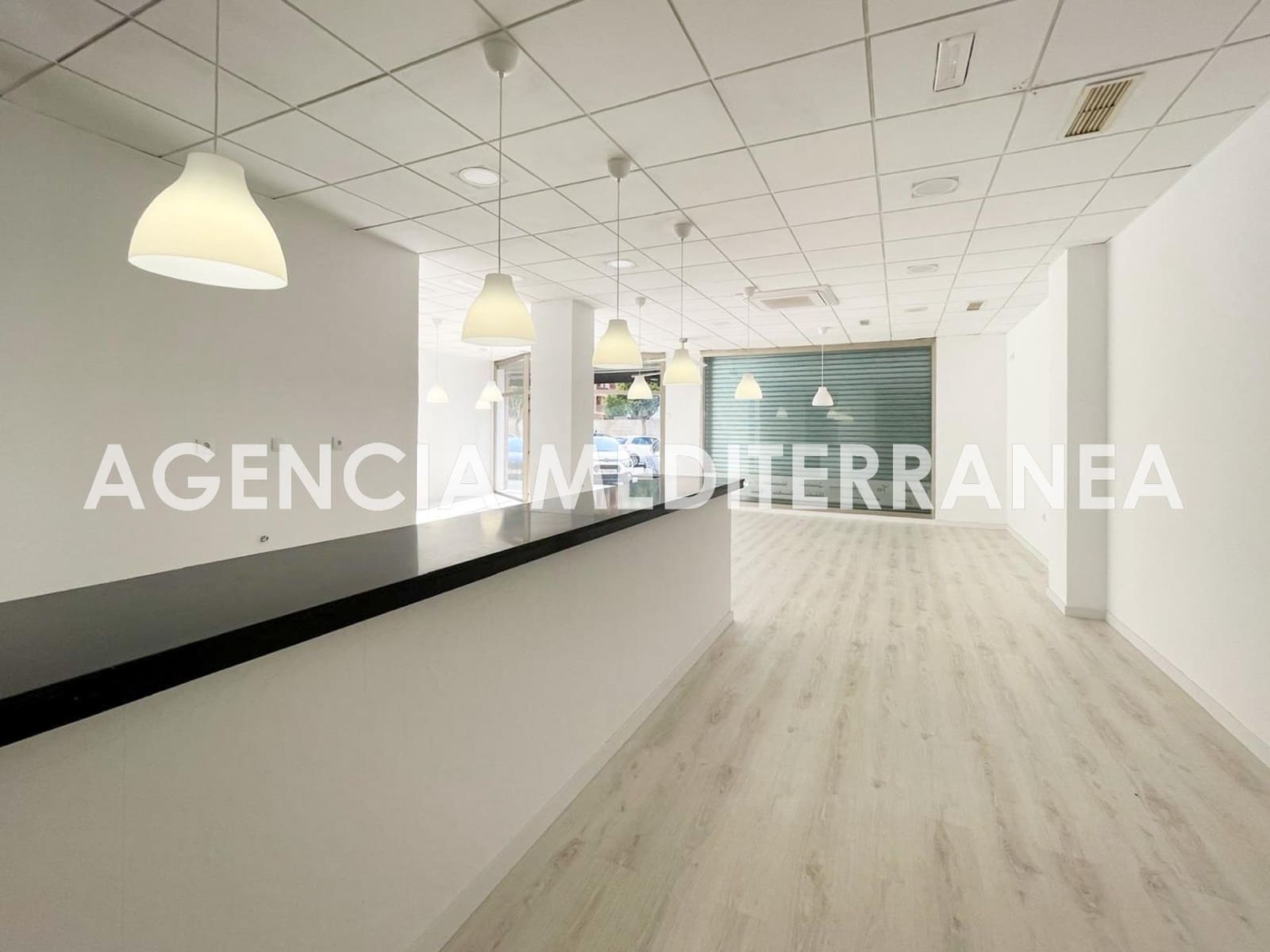 2 soverom Kommersiell til leie i Catarroja - € 1 100 (Ref: 9195608)