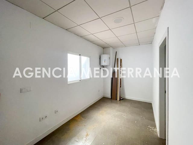 2 slaapkamer Commercieel te huur in Catarroja - € 1.100 (Ref: 9195608)