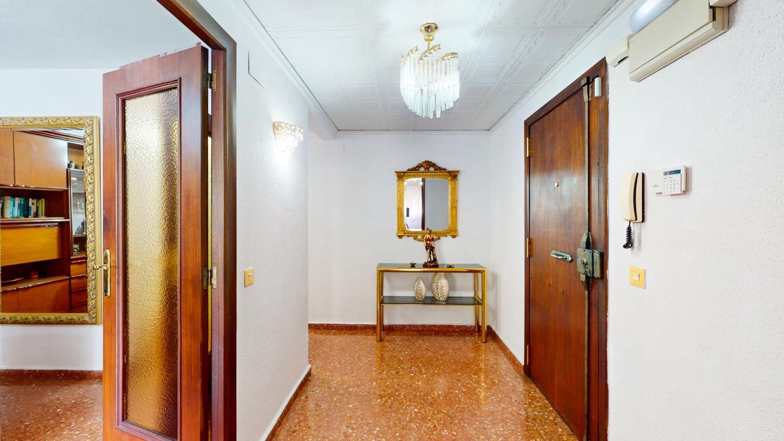 4 sovrum Lägenhet till salu i Gandia med garage - 220 000 € (Ref: 9217480)