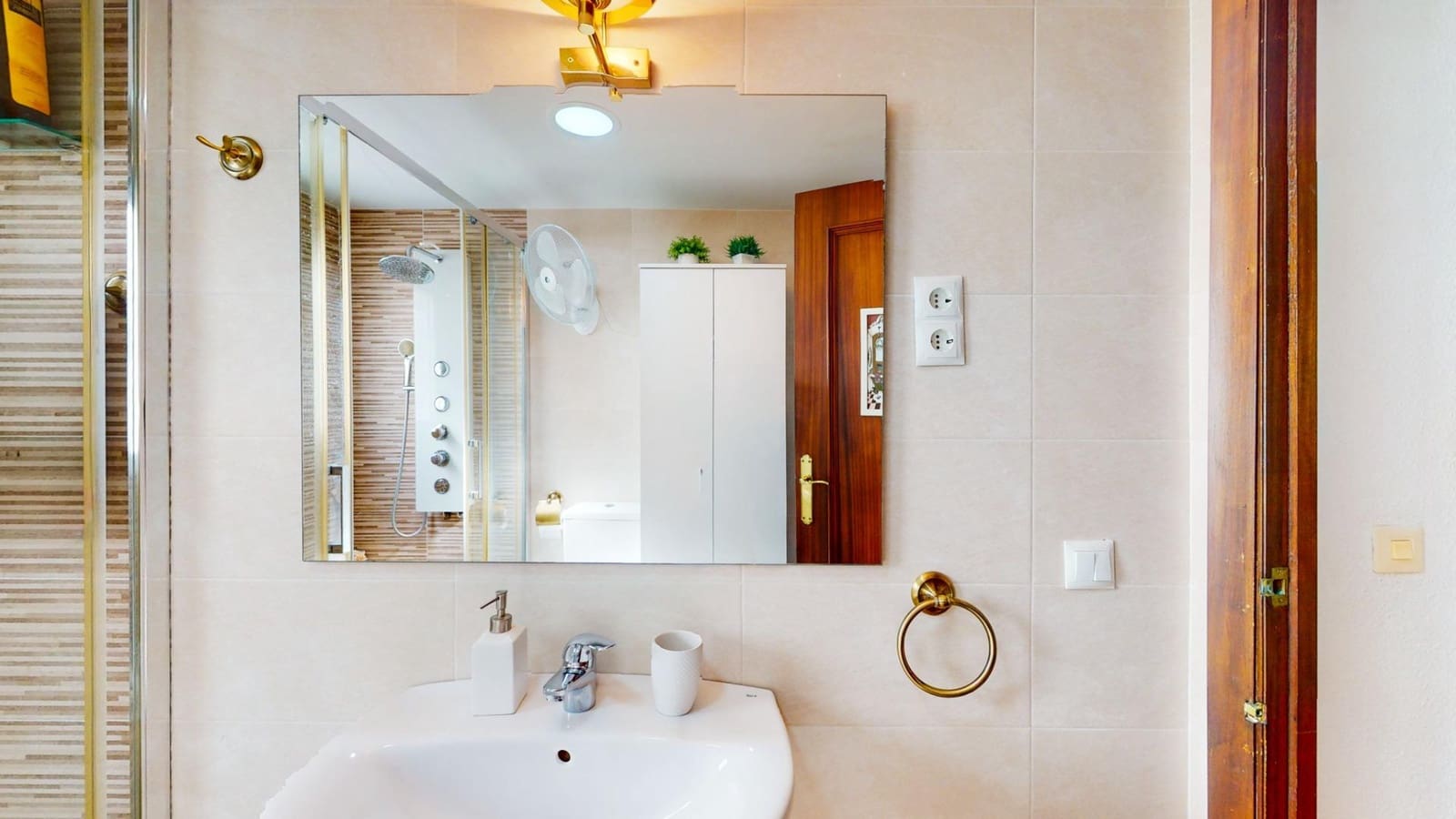 4 sovrum Lägenhet till salu i Gandia med garage - 220 000 € (Ref: 9217480)